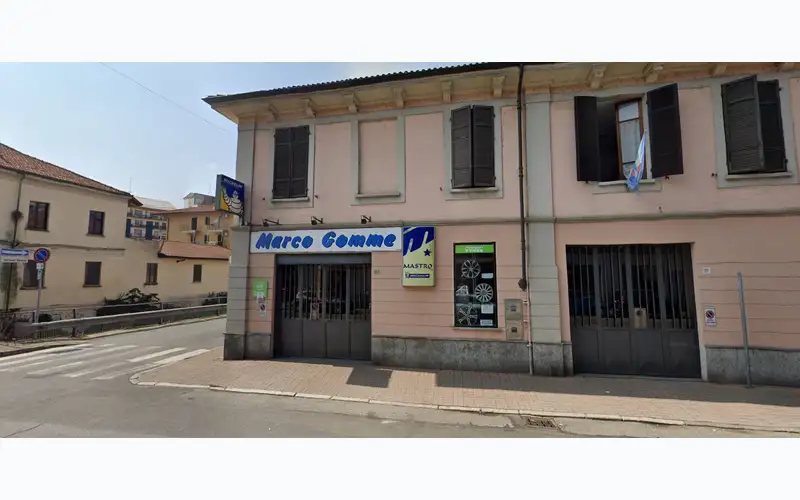 Foto dell'officina Marco Gomme - Mastro Michelin - Vercelli
