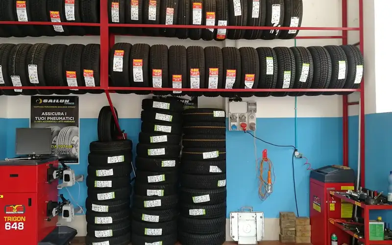 Foto dell'officina Mavone Gomme