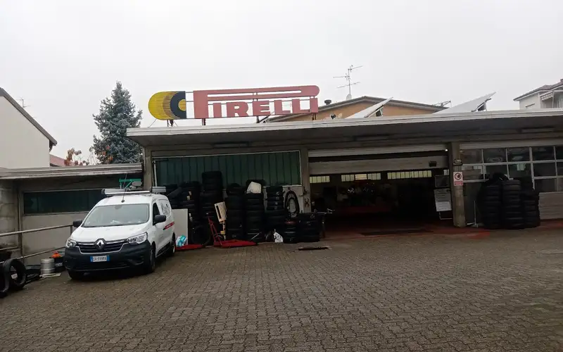 Foto dell'officina Motta Bruno