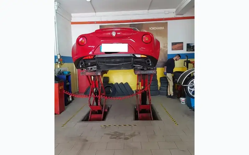 Foto dell'officina Pneumatici Fiorentino Services