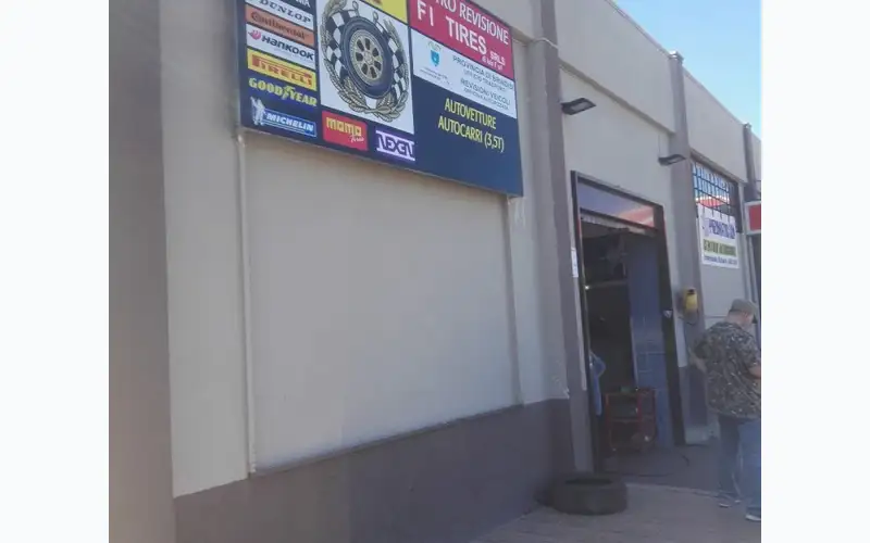 Foto dell'officina Pneumatici Iaia F.