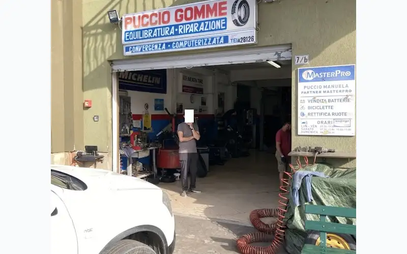 Foto dell'officina Puccio Gomme