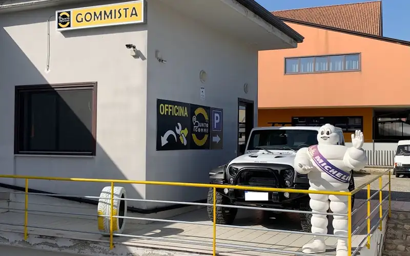 Foto dell'officina Punto Gomme XXL
