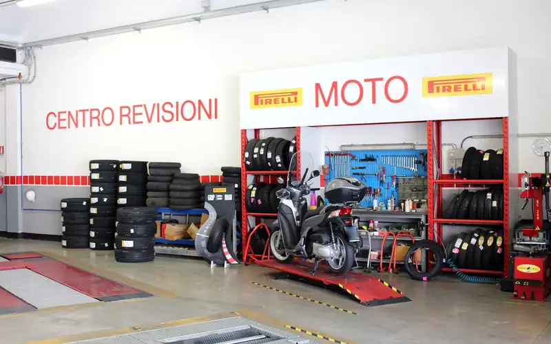 Foto dell'officina Puntogomme S.a.s. - Driver Center Pirelli Montorio Di Verona