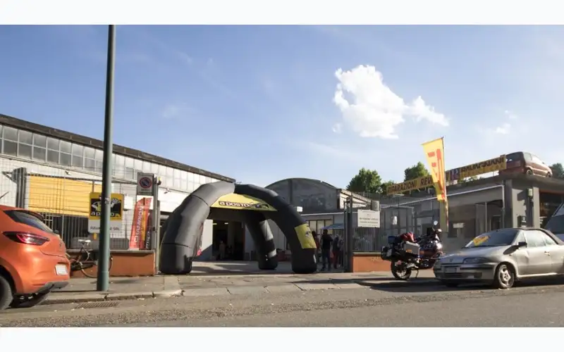 Foto dell'officina Ravagnani S.r.l.