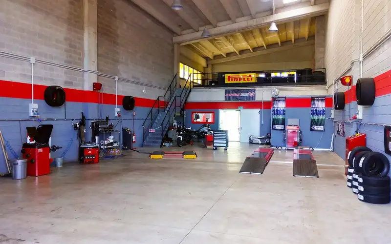 Foto dell'officina Rs Tyres