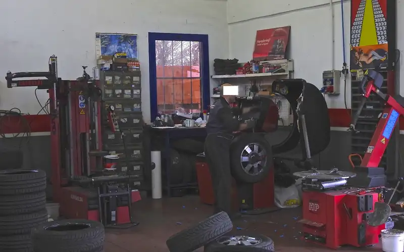 Foto dell'officina Santinato S.n.c.