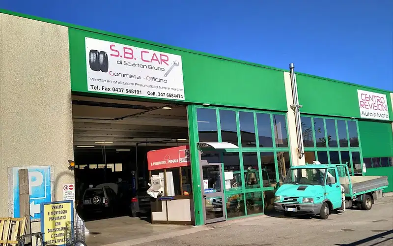 Foto dell'officina S.B. Car di Scarton Bruno