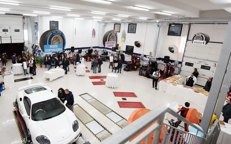 Foto dell'officina Se.Car. Gomme S.r.l.