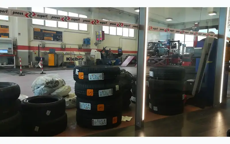 Foto dell'officina Service Tire Gattei Lino