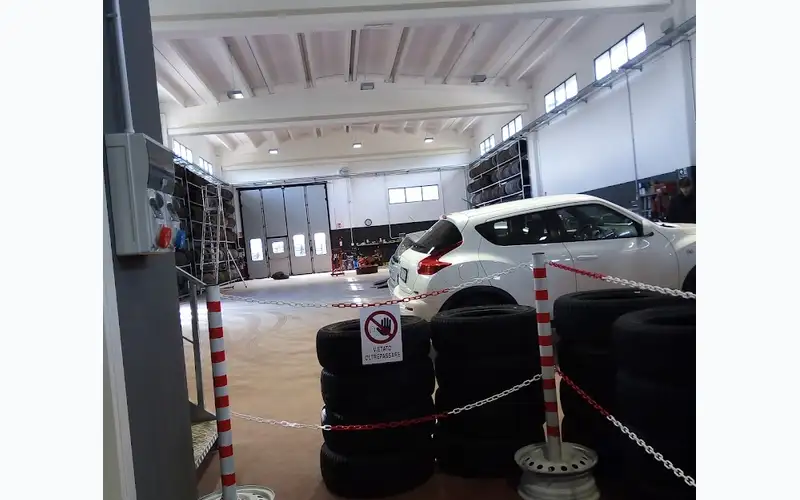 Foto dell'officina Servizio Gomme Di Gianfilippo Berardino S.n.c.