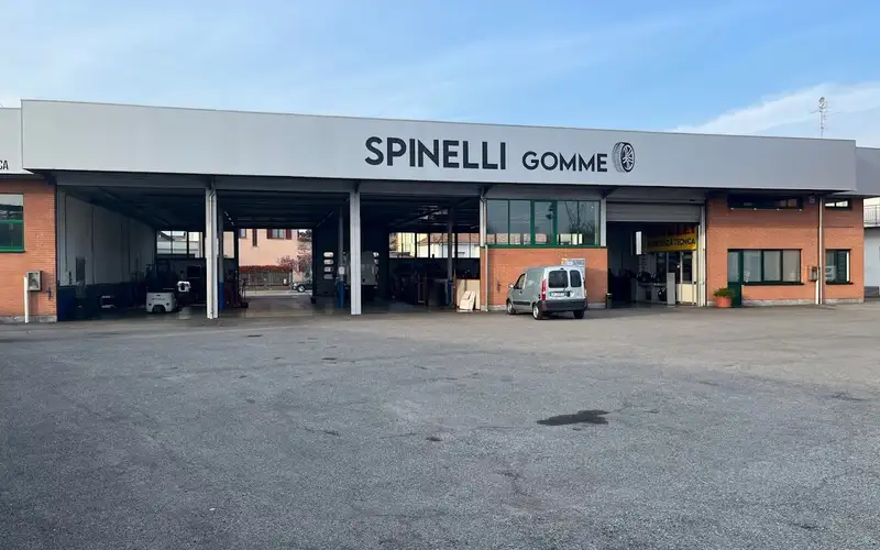 Foto dell'officina Spinelli Gomme