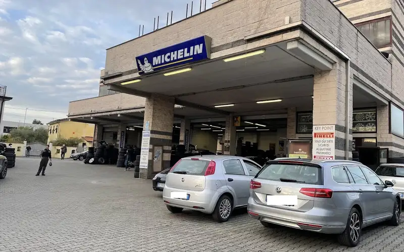 Foto dell'officina Stilgomma Cavuotti P. e Figli S.n.c. - Mastro Michelin