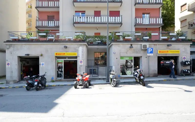 Foto dell'officina Tecnogomma S.r.l.