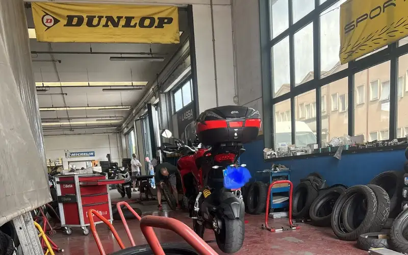 Foto dell'officina Todeschi Brothers S.n.c.
