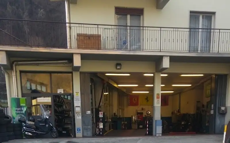 Foto dell'officina Traini S.r.l.