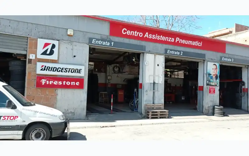 Foto dell'officina Trucks Gomm Di Coppolino Antonino