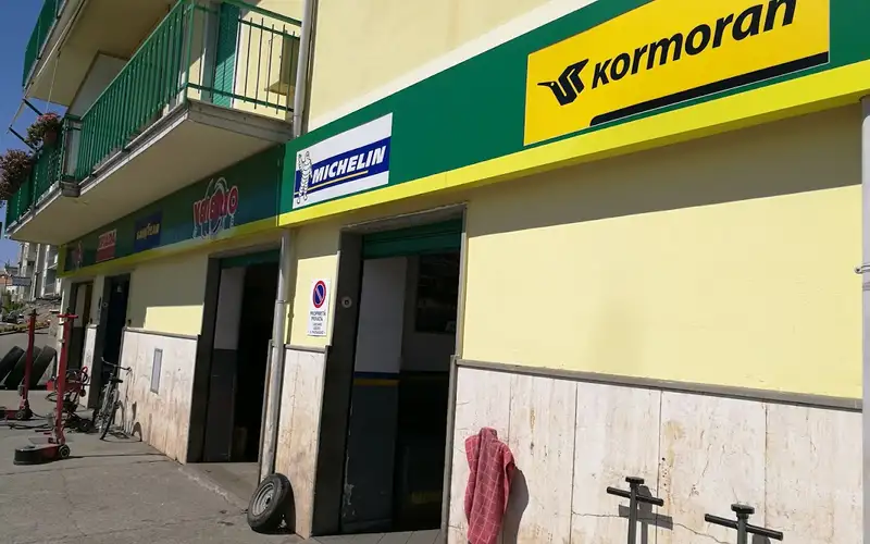 Foto dell'officina Venerio Pasquale - Mastro Michelin