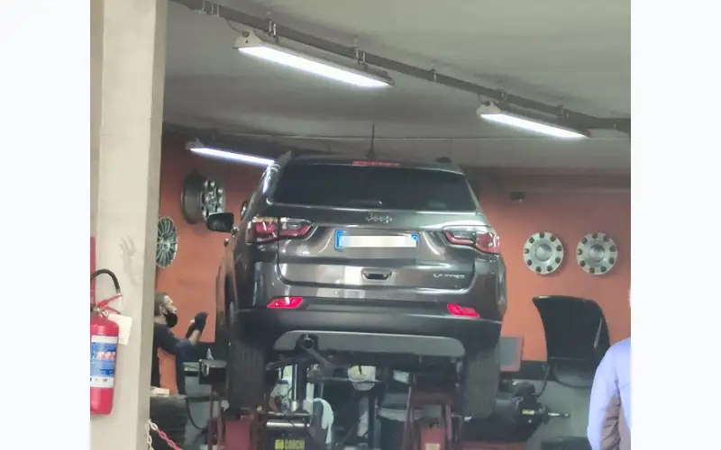Foto dell'officina Venturino Gomme Di Venturino G. & C. S.n.c.