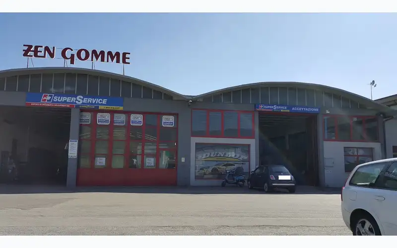 Foto dell'officina Zen Gomme
